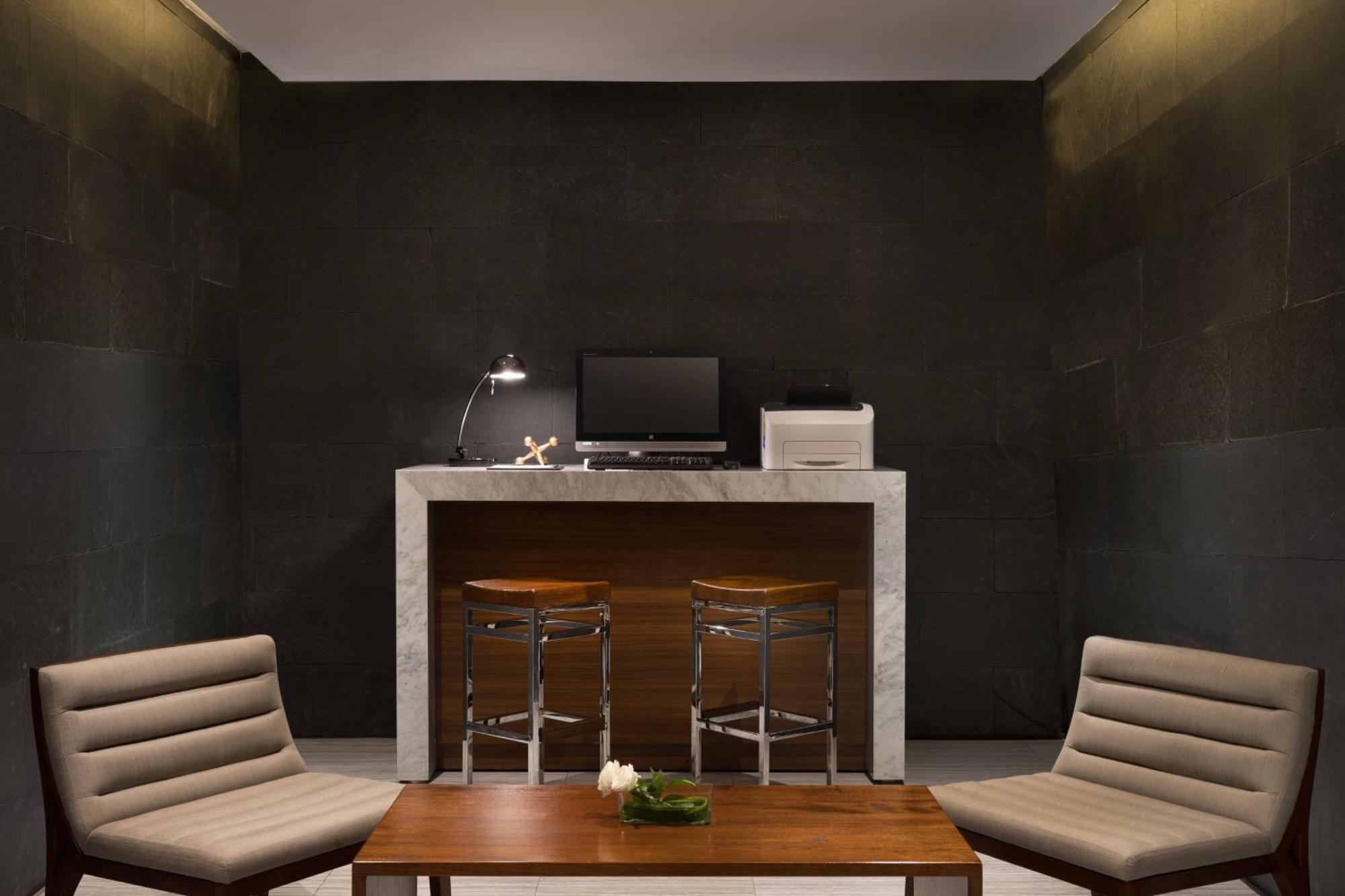Four Points By Sheraton Jakarta Thamrin Buitenkant foto